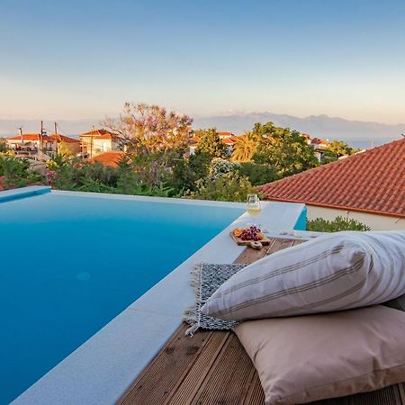 Georgianna'S Suite With Private Pool , 'Blank Suite' Charokopio Εξωτερικό φωτογραφία