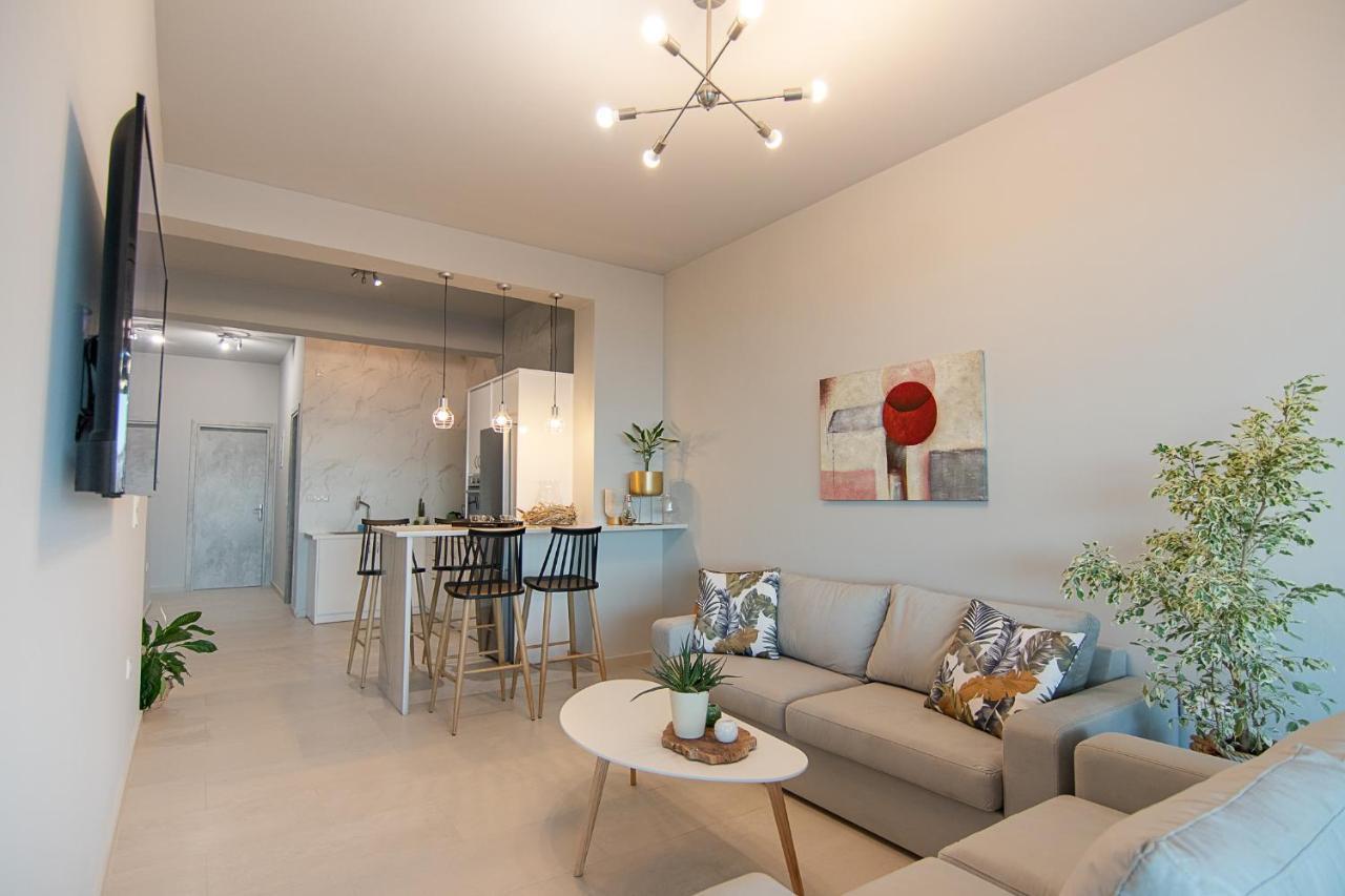 Georgianna'S Suite With Private Pool , 'Blank Suite' Charokopio Εξωτερικό φωτογραφία