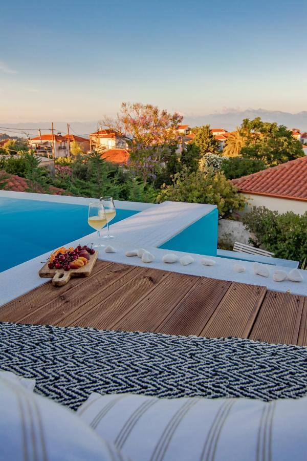 Georgianna'S Suite With Private Pool , 'Blank Suite' Charokopio Εξωτερικό φωτογραφία