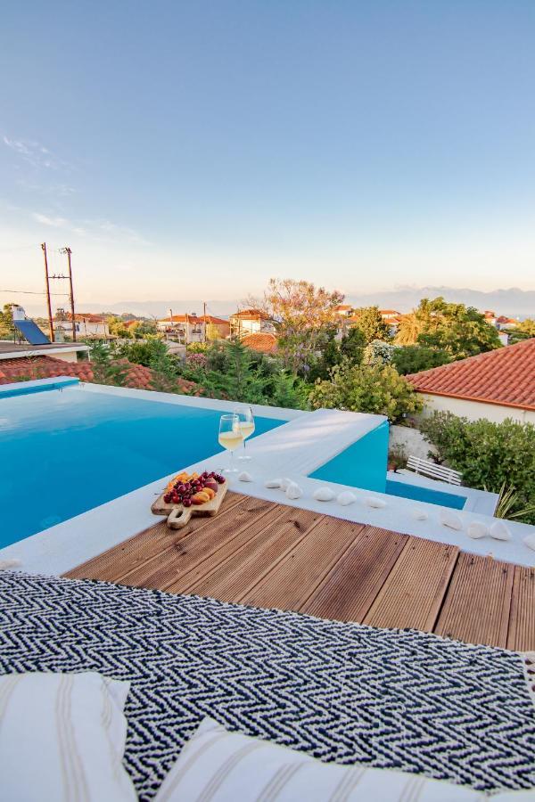 Georgianna'S Suite With Private Pool , 'Blank Suite' Charokopio Εξωτερικό φωτογραφία